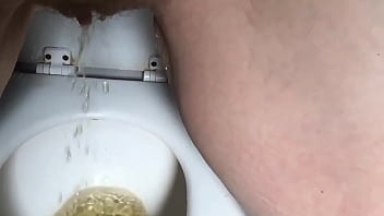Goddessamandaxxx sexy pussy peeing in toilet Goddessamandaxxx sexy pussy peeing in toilet