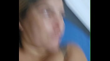 To com a buceta arregaçada e o cuzinho piscando doida pra da