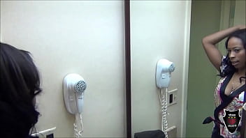 Envy star gets on her knees & deep throats rome major's big cock