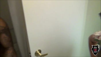 Envy star gets on her knees & deep throats rome major's big cock