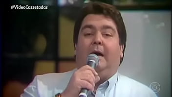 Gordao saliente pegando fogo