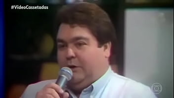 Gordao saliente pegando fogo