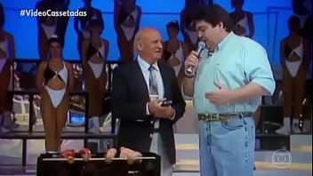 Gordao saliente pegando fogo