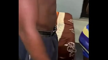 Stranger electrician came to fix my light & i teased him