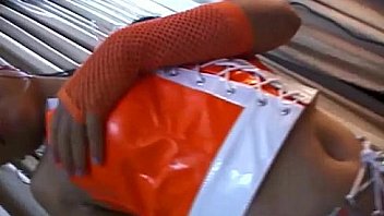 Filipina dancer rory show off her moves