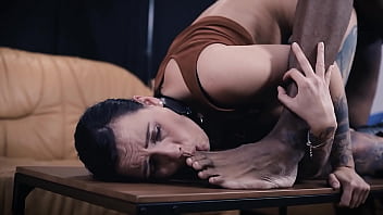 Amateur model cardi at her first casting