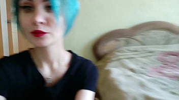 Girl fucks herself while a painter working Girl fucks herself while a painter working
