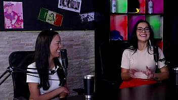 Homens gostam de peido levou um tapa na cara já fez de tudo no fetiche e a maior loucura que fez foi watch sheer red