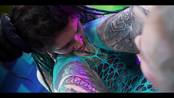 Illuz straps on a massive toy to dominate anuskatzz’s ass Illuz straps on a massive toy to dominate anuskatzz’s ass