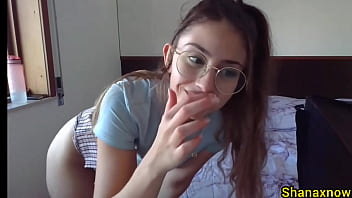 Shanaxnow ass fingering ass playing with my snots nostrils