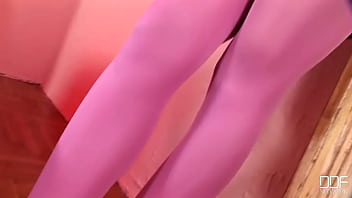 Bountiful brunette exhibitionist