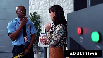 Brunette slut's accidental airport bukakke