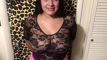 Super sexy big boob babe Super sexy big boob babe