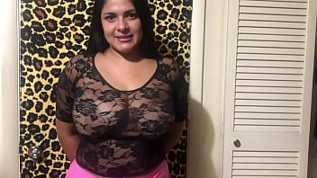 Super sexy big boob babe