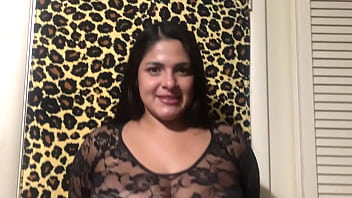 Super sexy big boob babe