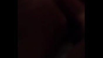 Aline dando e marido filmando