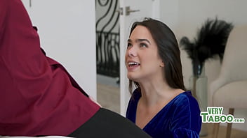 Stepsis gets a taste of her stepbrother's raw sex life