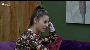 A Fazenda 11 Gay Dj Netto Alisando O Cacete Dentro Do Bolso thumbnail