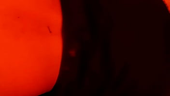 Mira como pegan mis huevos con sus nalgas