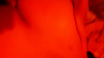 Mira como pegan mis huevos con sus nalgas