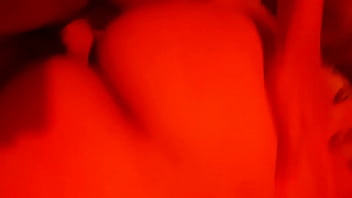 Mira como pegan mis huevos con sus nalgas