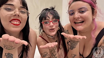 4k chubby girls silly faces saliva mouth tongue teeth fetish