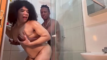 Chudaisendo fodidinha no me conta sua transa mais doida