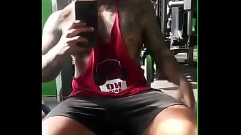 Entrenandodime que te gustaria verme hacer en el gimnasio