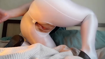 The best orgasms and squirt in white shiny pantyhose on me my pussy is so wet