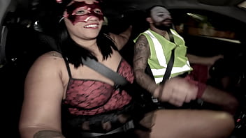 Ela voltou da festa de halloween toda arrombadinha e gozadinha