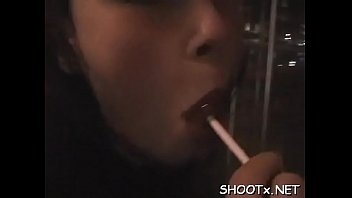 Teenager paramours in homevideo