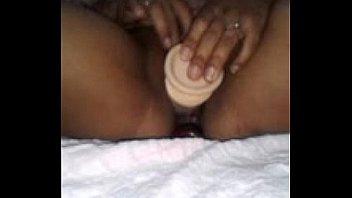 à procura de um casal para realizar a minha esposa