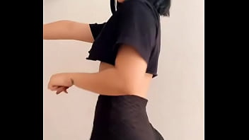 Ig model with small boobs