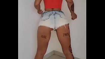 Só as gatas brasileiras rebolando