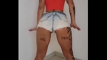 Só as gatas brasileiras rebolando