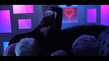 Entrevistas quentes e entrevistados animados venha participar desta brincadeira