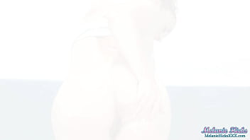 Sweaty milf workout ma strip and orgasm in blue tracksuit