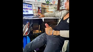 Eai bora uma punheta cmg