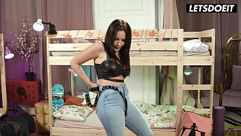 Ukrainian chick mary bambola sneaky fuck with horny roommate letsdoeit