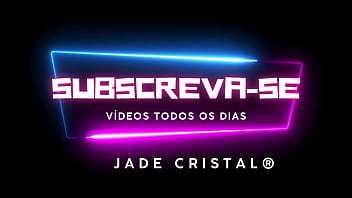 At the beach or in the pool what jade really likes is to provoke