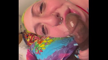 White slut gets real wataa ish while sucking clown dick