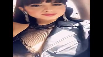 Penny lob 2 mostrando su trabajo y cuerpo