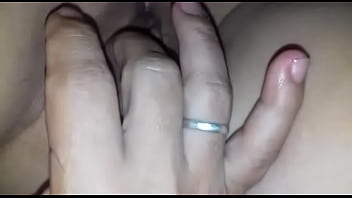 Casada gostosa esfregando