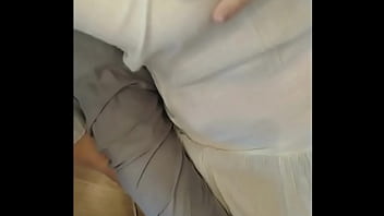 Mamãe provando roupa transparente para ir na praia sem biquini oque vocês acham