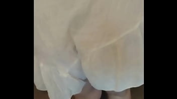 Mamãe provando roupa transparente para ir na praia sem biquini oque vocês acham