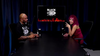 Seu limite é ficar 4 horas metendo falaram que o binho ted abusava das mulheres pediram para ela peidar contou o que deixa a buceta escorrendo e seus objetivos tiffany carioca