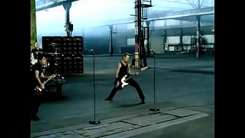 Green day american idot oficcial video theme of the american idot album