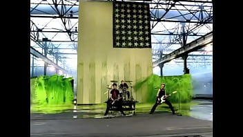 Green day american idot oficcial video theme of the american idot album