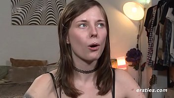 Amatuer babe loves her music and masturbating