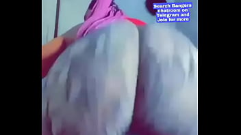 Ass twerking hardly